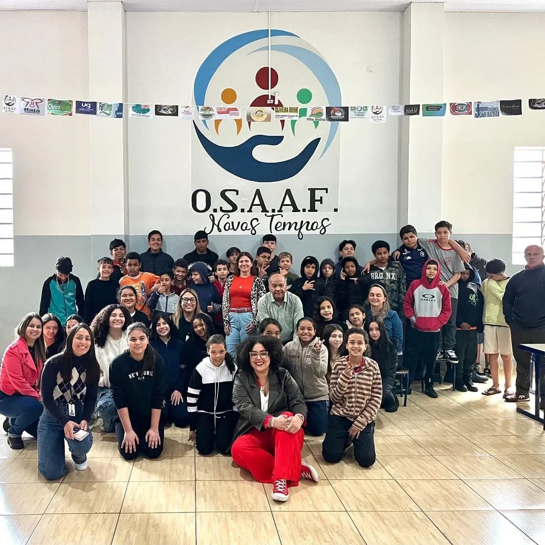 Fachada e pátio da OSAAF